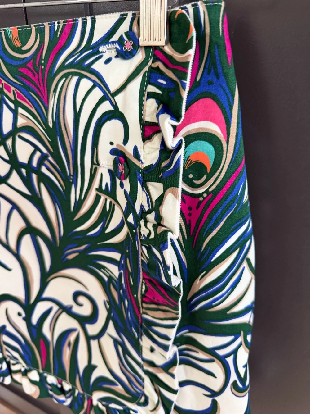 Lilly Pulitzer Reversible Wrap Skirt |Cream corduroy & print | Ruffle-Trim | 8